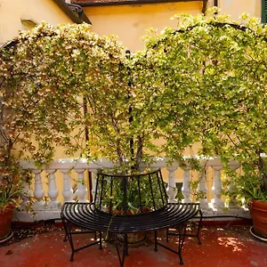  Affittacamere La Foresteria Di Palazzo Picedi Benettini Italia